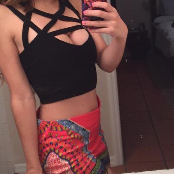 Pink Aztec shorts - Picture 4 of 4